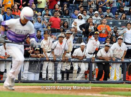 Thumbnail 3 in George Washington vs. Tottenville (PSAL Class AAA Final) photogallery.