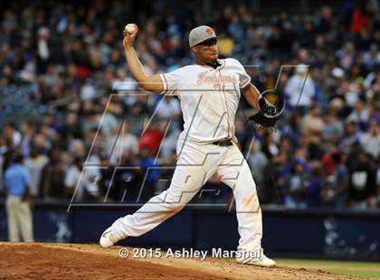 Thumbnail 3 in George Washington vs. Tottenville (PSAL Class AAA Final) photogallery.