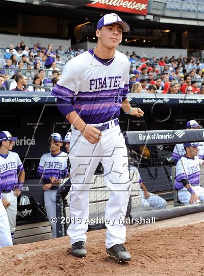 Thumbnail 1 in George Washington vs. Tottenville (PSAL Class AAA Final) photogallery.