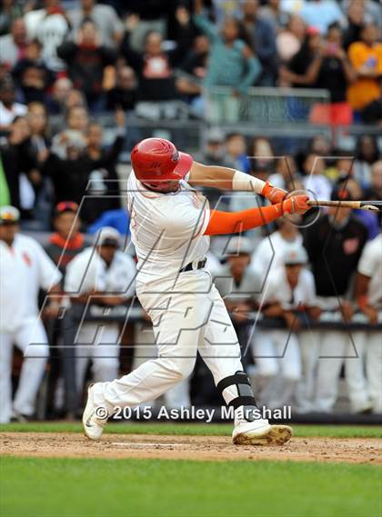 Thumbnail 3 in George Washington vs. Tottenville (PSAL Class AAA Final) photogallery.