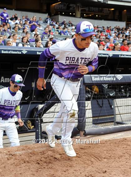 Thumbnail 1 in George Washington vs. Tottenville (PSAL Class AAA Final) photogallery.