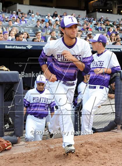 Thumbnail 2 in George Washington vs. Tottenville (PSAL Class AAA Final) photogallery.