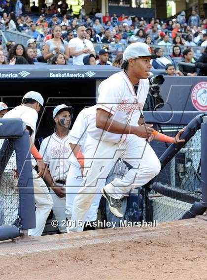 Thumbnail 1 in George Washington vs. Tottenville (PSAL Class AAA Final) photogallery.