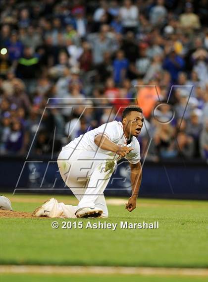 Thumbnail 2 in George Washington vs. Tottenville (PSAL Class AAA Final) photogallery.