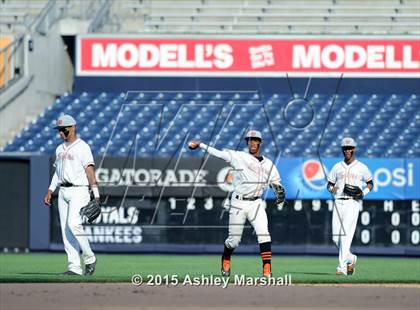 Thumbnail 2 in George Washington vs. Tottenville (PSAL Class AAA Final) photogallery.