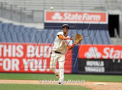Thumbnail 1 in George Washington vs. Tottenville (PSAL Class AAA Final) photogallery.