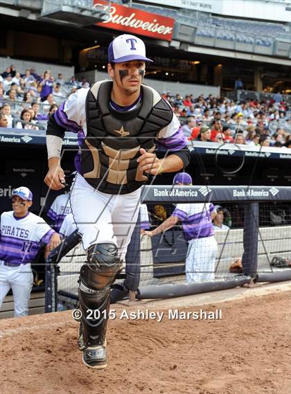 Thumbnail 3 in George Washington vs. Tottenville (PSAL Class AAA Final) photogallery.
