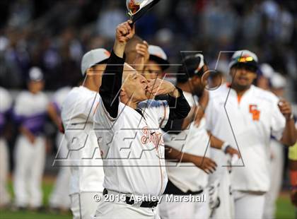 Thumbnail 2 in George Washington vs. Tottenville (PSAL Class AAA Final) photogallery.