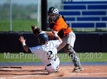 Thumbnail 2 in Skyview vs Mountain Home (4A District Playoff) photogallery.
