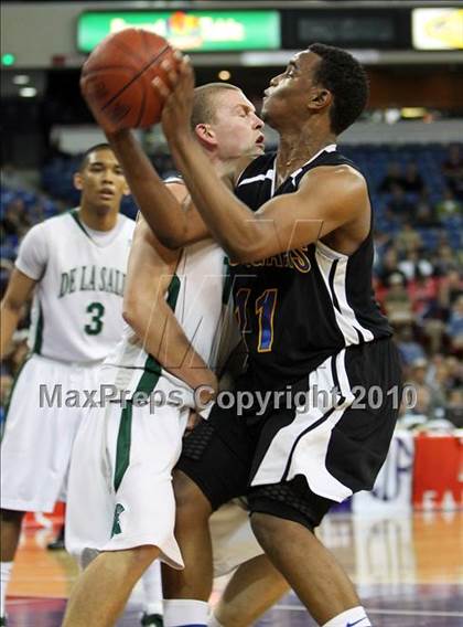Thumbnail 3 in De La Salle vs. Newark Memorial (CIF NorCal D1 Final) photogallery.