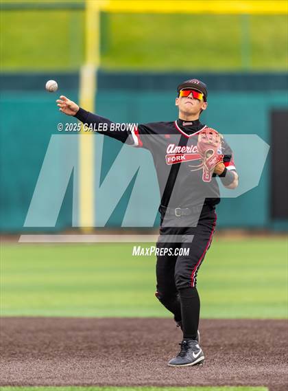 Thumbnail 2 in American Fork vs. Lehi (UHSAA 6A Championship Game 2) photogallery.
