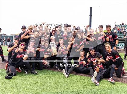 Thumbnail 1 in American Fork vs. Lehi (UHSAA 6A Championship Game 2) photogallery.