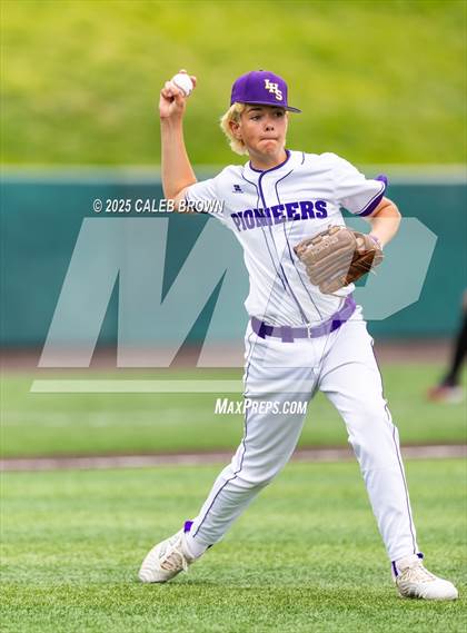 Thumbnail 3 in American Fork vs. Lehi (UHSAA 6A Championship Game 2) photogallery.