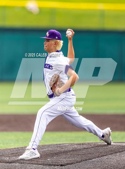 Thumbnail 1 in American Fork vs. Lehi (UHSAA 6A Championship Game 2) photogallery.