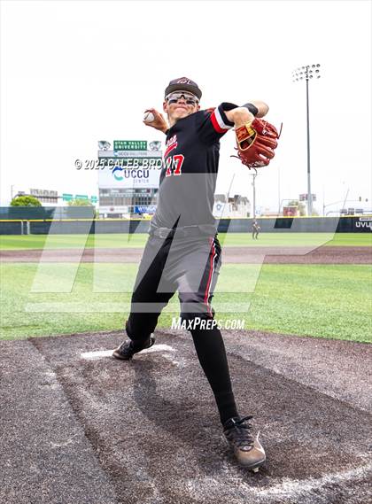 Thumbnail 1 in American Fork vs. Lehi (UHSAA 6A Championship Game 2) photogallery.