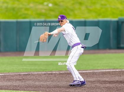 Thumbnail 3 in American Fork vs. Lehi (UHSAA 6A Championship Game 2) photogallery.