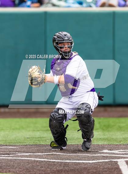 Thumbnail 3 in American Fork vs. Lehi (UHSAA 6A Championship Game 2) photogallery.