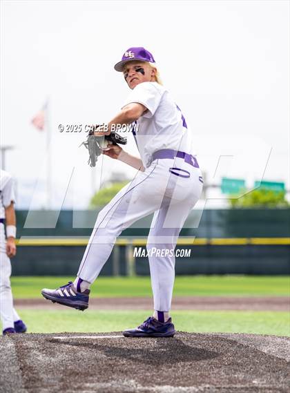 Thumbnail 2 in American Fork vs. Lehi (UHSAA 6A Championship Game 2) photogallery.