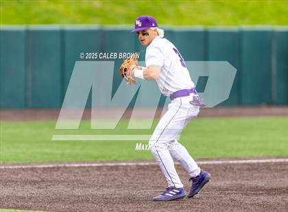 Thumbnail 2 in American Fork vs. Lehi (UHSAA 6A Championship Game 2) photogallery.