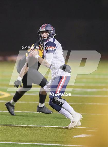 Thumbnail 2 in San Joaquin Memorial @ Tulare Union (CIF 2-A NorCal Championship) photogallery.