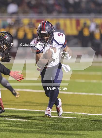 Thumbnail 1 in San Joaquin Memorial @ Tulare Union (CIF 2-A NorCal Championship) photogallery.