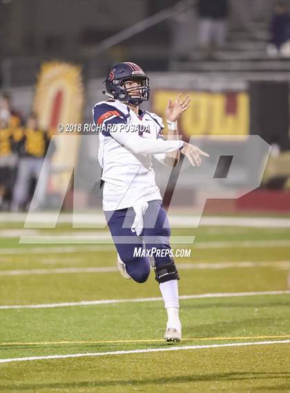 Thumbnail 2 in San Joaquin Memorial @ Tulare Union (CIF 2-A NorCal Championship) photogallery.