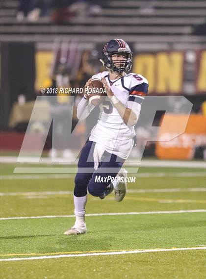 Thumbnail 2 in San Joaquin Memorial @ Tulare Union (CIF 2-A NorCal Championship) photogallery.