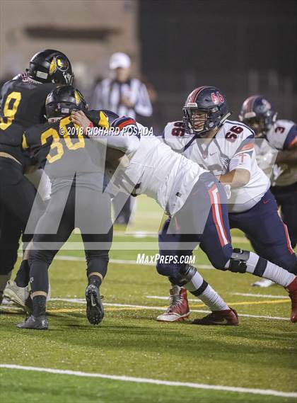 Thumbnail 2 in San Joaquin Memorial @ Tulare Union (CIF 2-A NorCal Championship) photogallery.