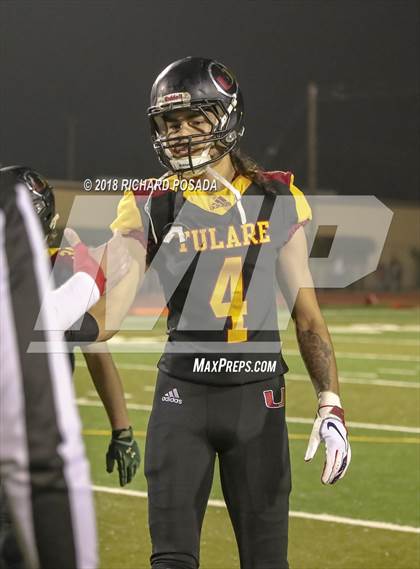 Thumbnail 2 in San Joaquin Memorial @ Tulare Union (CIF 2-A NorCal Championship) photogallery.