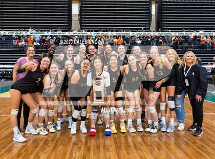 Thumbnail 1 in Lone Peak vs. Skyridge (UHSAA 6A Final) photogallery.