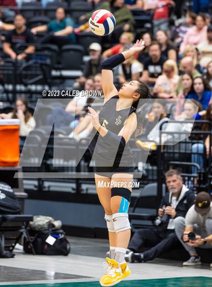 Thumbnail 2 in Lone Peak vs. Skyridge (UHSAA 6A Final) photogallery.