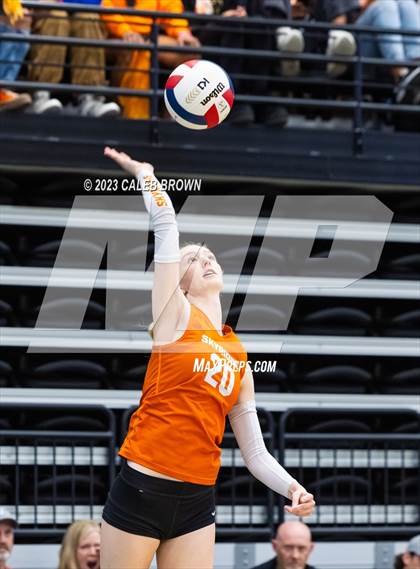 Thumbnail 2 in Lone Peak vs. Skyridge (UHSAA 6A Final) photogallery.