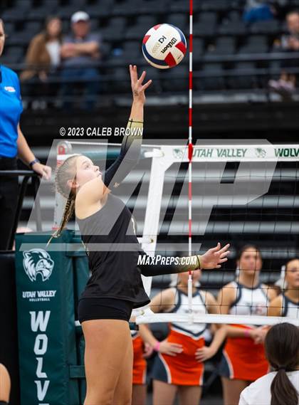 Thumbnail 3 in Lone Peak vs. Skyridge (UHSAA 6A Final) photogallery.