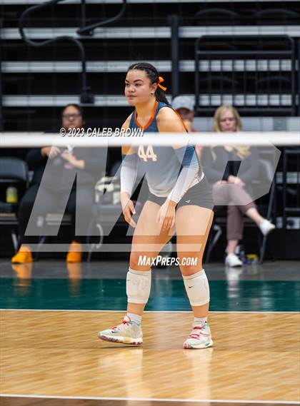 Thumbnail 2 in Lone Peak vs. Skyridge (UHSAA 6A Final) photogallery.
