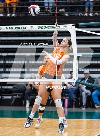 Thumbnail 2 in Lone Peak vs. Skyridge (UHSAA 6A Final) photogallery.