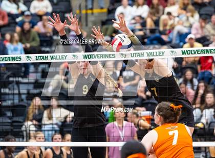 Thumbnail 3 in Lone Peak vs. Skyridge (UHSAA 6A Final) photogallery.