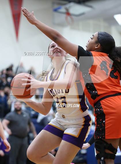 Thumbnail 2 in Marietta vs. Unioto (OHSAA D2 District Semifinal) photogallery.