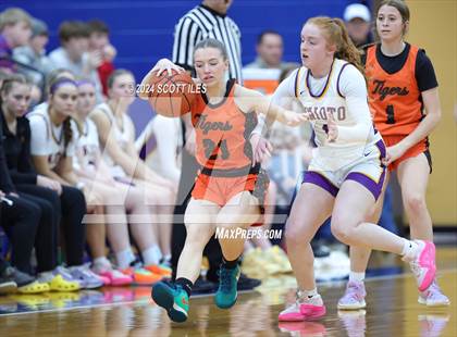 Thumbnail 2 in Marietta vs. Unioto (OHSAA D2 District Semifinal) photogallery.