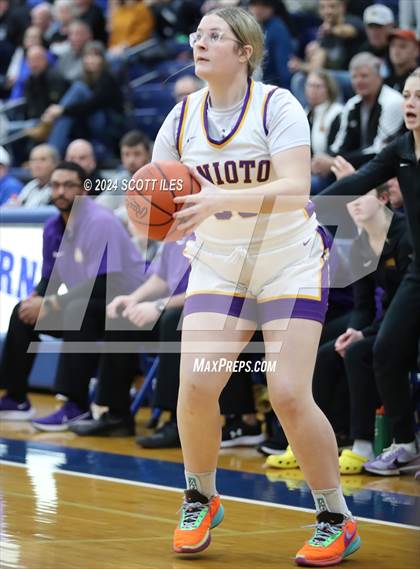 Thumbnail 3 in Marietta vs. Unioto (OHSAA D2 District Semifinal) photogallery.