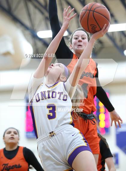 Thumbnail 1 in Marietta vs. Unioto (OHSAA D2 District Semifinal) photogallery.