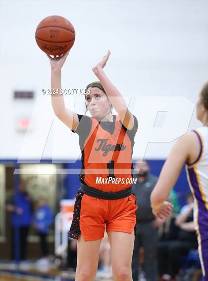 Thumbnail 3 in Marietta vs. Unioto (OHSAA D2 District Semifinal) photogallery.