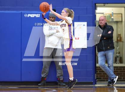 Thumbnail 3 in Marietta vs. Unioto (OHSAA D2 District Semifinal) photogallery.