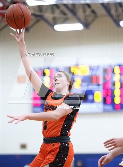Thumbnail 1 in Marietta vs. Unioto (OHSAA D2 District Semifinal) photogallery.