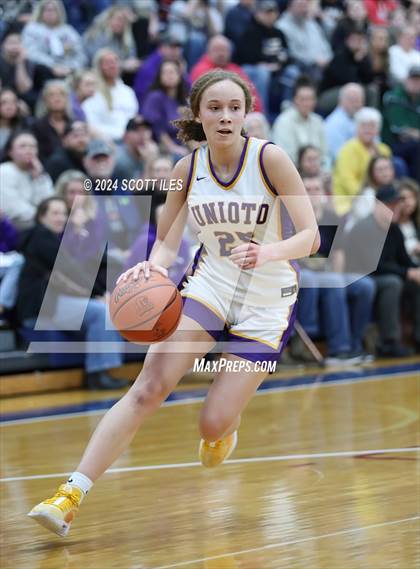 Thumbnail 1 in Marietta vs. Unioto (OHSAA D2 District Semifinal) photogallery.