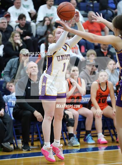 Thumbnail 1 in Marietta vs. Unioto (OHSAA D2 District Semifinal) photogallery.