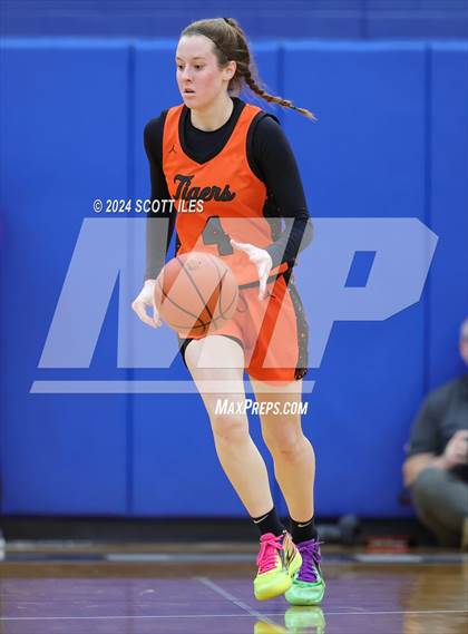 Thumbnail 3 in Marietta vs. Unioto (OHSAA D2 District Semifinal) photogallery.