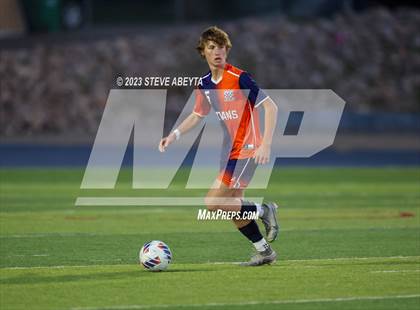 Thumbnail 1 in Legend vs. Cherokee Trail (CHSAA 5A Quarterfinal) photogallery.