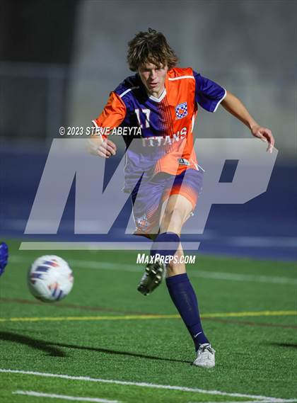 Thumbnail 3 in Legend vs. Cherokee Trail (CHSAA 5A Quarterfinal) photogallery.