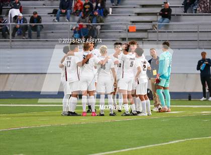 Thumbnail 3 in Legend vs. Cherokee Trail (CHSAA 5A Quarterfinal) photogallery.