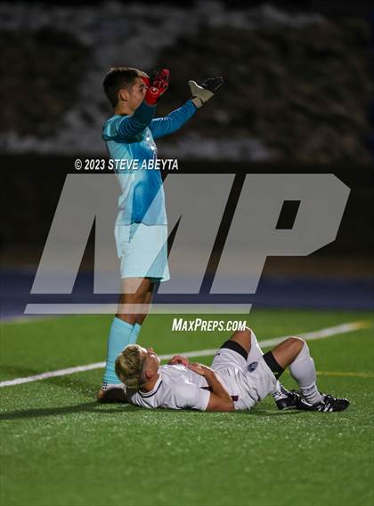 Thumbnail 2 in Legend vs. Cherokee Trail (CHSAA 5A Quarterfinal) photogallery.